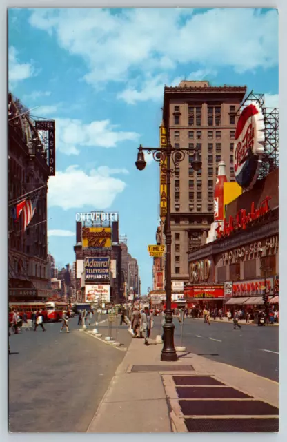 c1960s Times Square Street View Pepsi Cola Sign Vintage Postcard