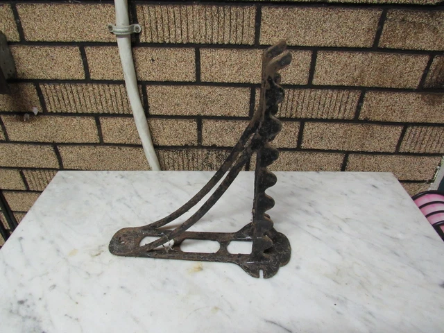 Antique Cast Iron Horse Bridal Display Bracket.