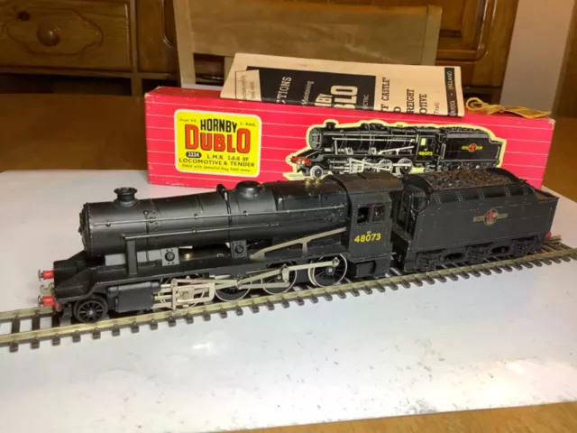 Hornby Dublo 2 Rail 2224 BR 2-8-0 Class 8F Loco 48073 serviced & Remaged boxed