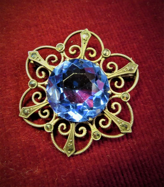 Broche Ancienne Rosace Saphiret Et Strass - 19ème Siècle, Vintage, Un Saphiret Manquant