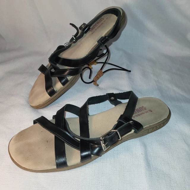 GH Bass Sunjuns Margie Black Leather Sandals Womens Sz 6.5 M Strappy Buckle Flat