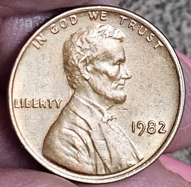 1982 Rare No Mint Mark Bronze Zinc Penny, Very Rare 3.1 Grams