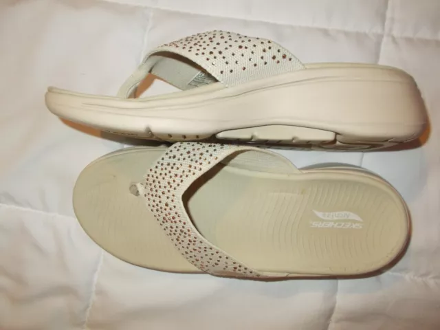 SKECHERS WOMEN'S GO Walk Arch Fit Dazzle Sandals Beige Gold Sequins, 6 ...