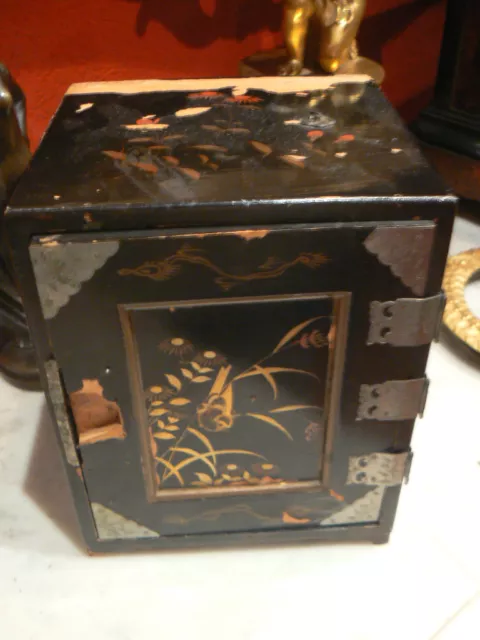 ancien cabinet en bois laque chine ou japon decor oiseau et fleurs 3 tiroirs