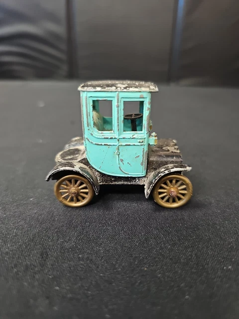 VINTAGE TOOTSIE TOY Classic Series 1906 Cadillac Green Diecast Metal
