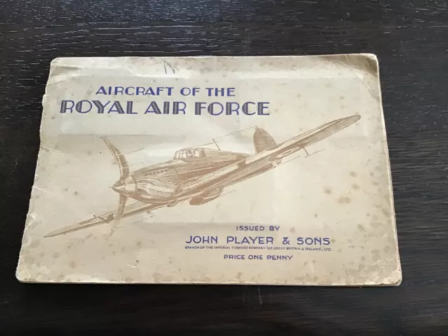 Vicker Wellington Bomber cigarette card in Players 1938 Aircraft of the  Royal Air Force, a series of 50 cards Stock Photo - Alamy