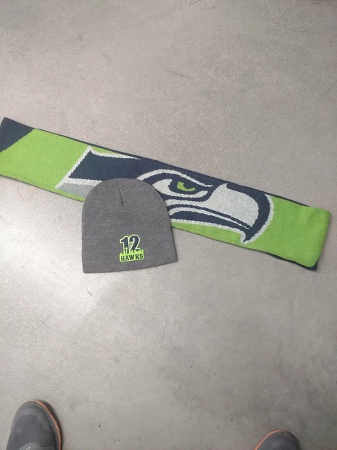 Seattle Seahawks NFL scarf and knit cap beanie 12 hawks