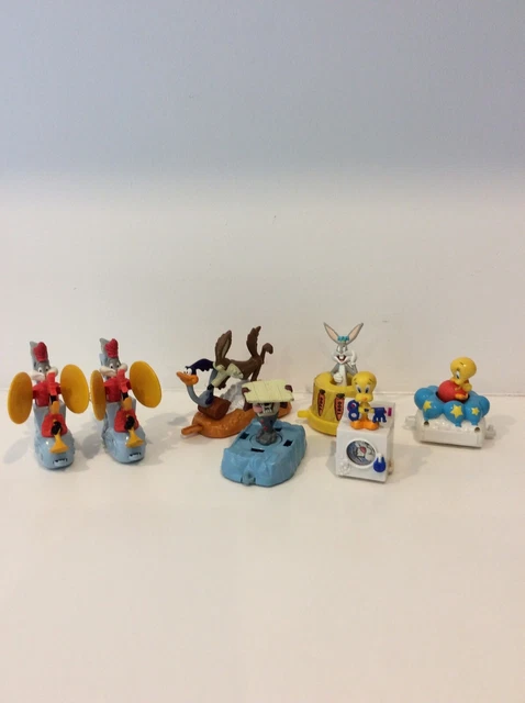7 Old Vintage 1990’s McDonalds Looney Tunes Toy Figures Bugs Bunny, Taz, Tweety