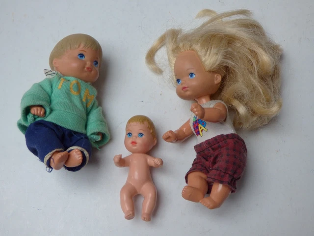 VINTAGE FAMOSA 1993 Poupée/Poupon/Baby/ Made in Spain. lot de 2 occasion EUR 30,00 - FR