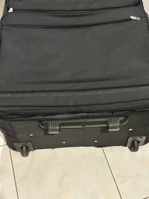 DAKOTA by Tumi Black Large Trip 28" Upright Wheeled Suitcase 2