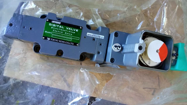 NEW TOKIMEC D-DFG-37-04-2C-EX-130-63-21 Digital Direction Flow Control ...