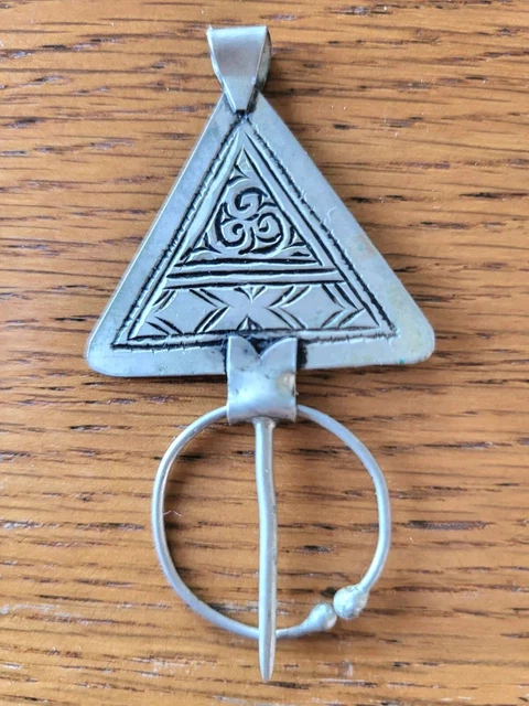 Pendentif Fibule Berbère En Argent Massif Avec Chaîne - Bijou Ethnique Occasion, Style Ethnic