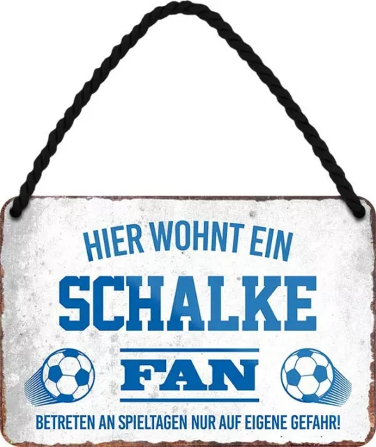 Hier wohnt ein Schalke Fan Hängeschild Blechschild Türschild blau weiß C0005