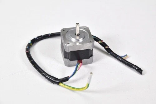 PK243-03AA Oriental Motor Neuf en Boîte Vexta Pas à Pas Moteur