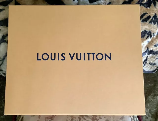 Authentic LOUIS VUITTON LV Empty Box ONLY (19x 17.5x 3.5 Magnetic