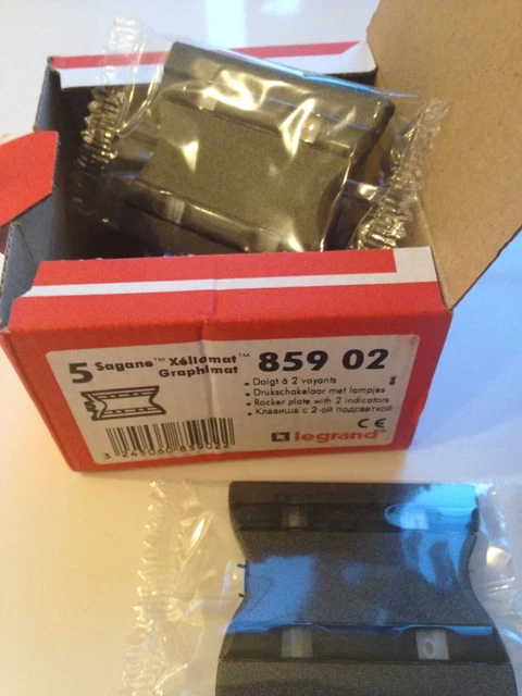 Legrand 085.900 Copricerchio Sagane Graphimat - Per Deviatore, Pulsante E Invertitore