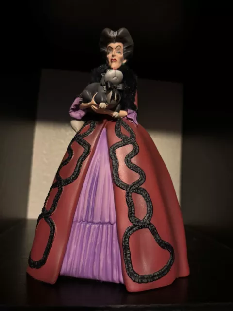 Lady Tremaine Disney Showcase