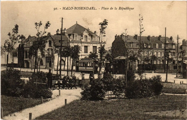 CPA MALO - ROSENDAEL - Place de la République (512879)