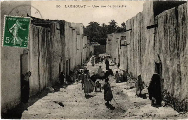 CPA AK ALGERIA LAGHOUAT Une Rue de Sohettie (1380565)