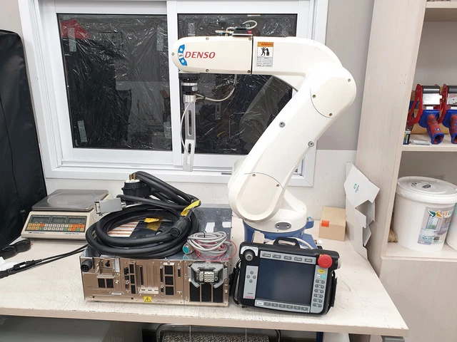 DENSO WAVE VS6577M 6-Axis Industrial Robot + RC7M-VSG6BA-BP CONTROL + TP-RC7/8