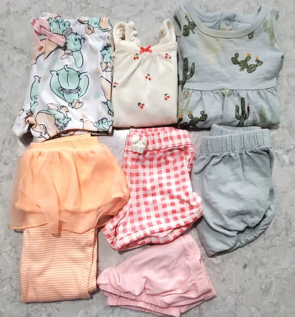 Pre-Owned 7 PC Clothing Lot Infant Baby Girl Size 9 month  Carter's & Little Co