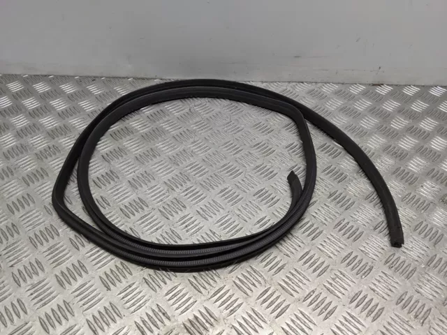 Hyundai I10 Comfort 2009 Door Rubber Seal (Fits On Body Of Car) Rear Drivers