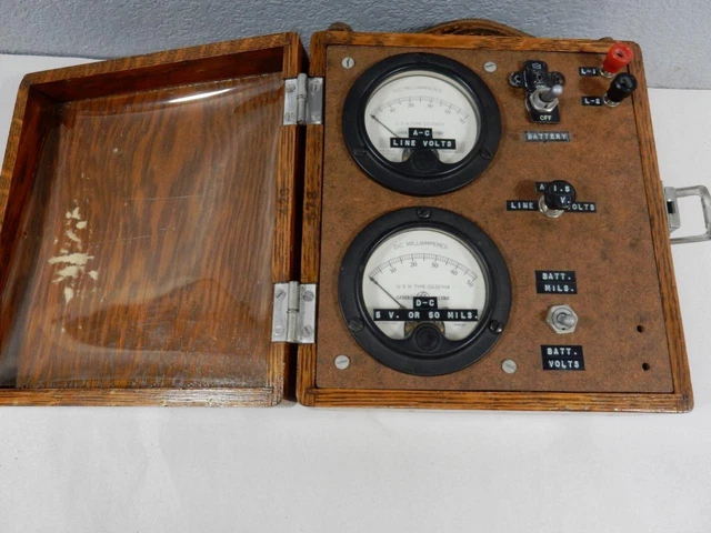 Antique Vintage General Electric Battery Tester, Original Oak Case, 8x9 inches