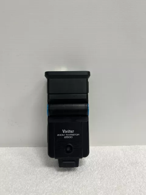 Vintage Vivitar Zoom Thyristor 2500 Shoe Mount Electronic Flash Tilt Head