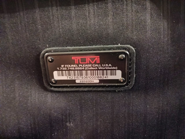 TUMI Alpha 20" Expandable International Carry On Wheeled Luggage. Style 22020DH. 7