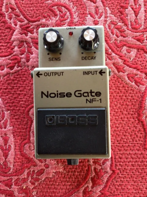 Pédale effet guitare Vintage Noise-Gate NF-1 BOSS Made in Japan.