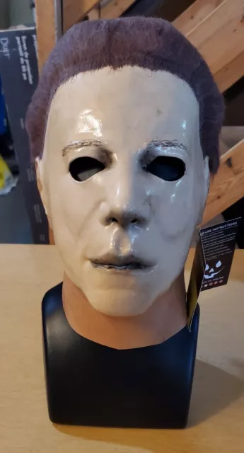 Halloween II 2 V2 Michael Myers Dick Warlock Trick or Treat Studios Actual Mask