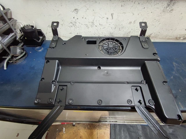 subwoofer  smart fortwo 451 sotto il sedile
