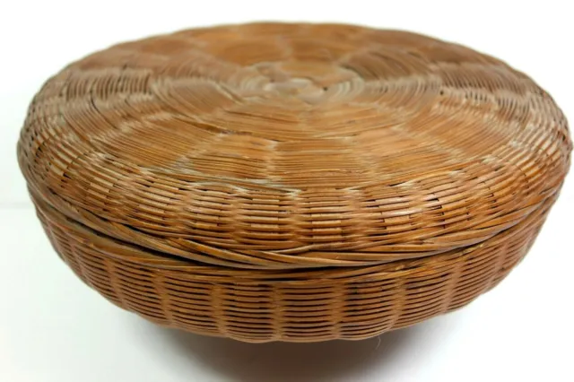 Early 20Th C Nat Am (Me) Vint Tightly Woven, Dk Sweet Grass/Sewing Basket W/Lid