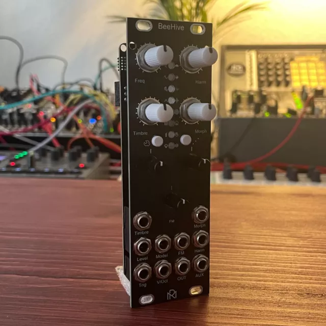 uPlaits (8HP Mutable Instruments Plaits) Eurorack Module, Black Panel