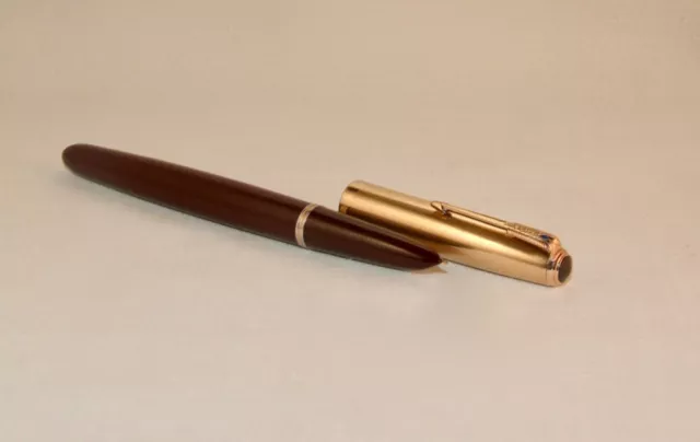 Vintage Parker 51 Vacumatic Fountain Pen - Cordovan - G.fill Blue Diamond Cap Vintage Parker 51 Vacumatic Fountain Pen - Cordovan - G.fill Blue Diamond Cap