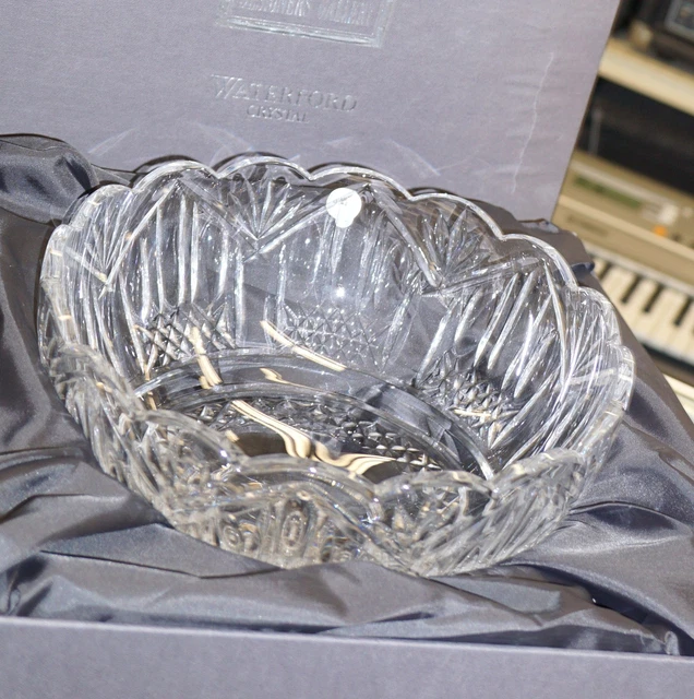 Waterford Crystal 9.5" Wishing Well Bowl Dish 2452006391 & Tags Box Paperwork