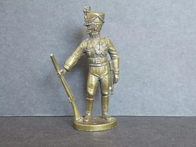 Jouet Kinder Ancien Soldat Métallique Prussien Chasseur 1809 messing France 1978