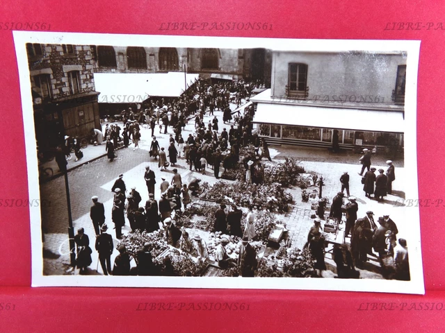 Cpa N°1220, Alençon, Orne, Le Market Aux Flowers, Place De La Madeleine