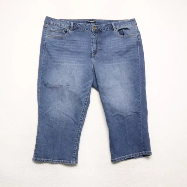 D. Jeans Women's Plus Size 22W Blue Capri Medium Wash Cotton Blend Stretch Jeans