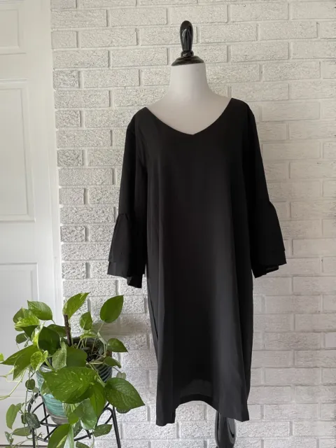 BELONGSCI Boutique XL V-Neck Bell Sleeve Shift Black Loose Dress Above Knee