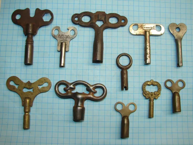 11 Clock - Toy - Water And Misc. Keys - Winders - Antique -