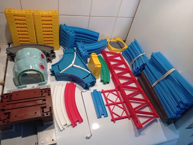Lot Éléments Circuit Thomas And Friends Tomica World Tomy
