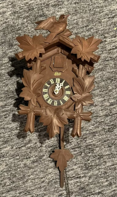 Vintage 1950’s Schatz Cuckoo Clock 8 Days  Made In Germany