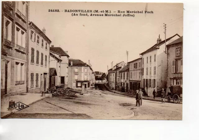 BADONVILLER - Meurthe et Moselle - CPA 54 - rue du Maréchal Foch
