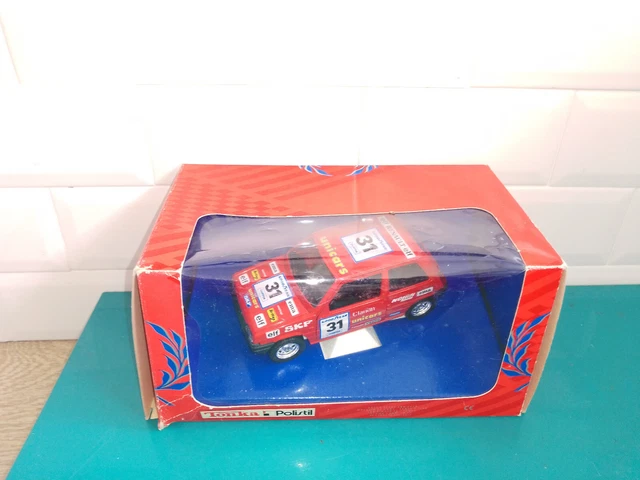 LOT DE 3 Ferrari échelle 1/18 voiture miniature de collection Diecast