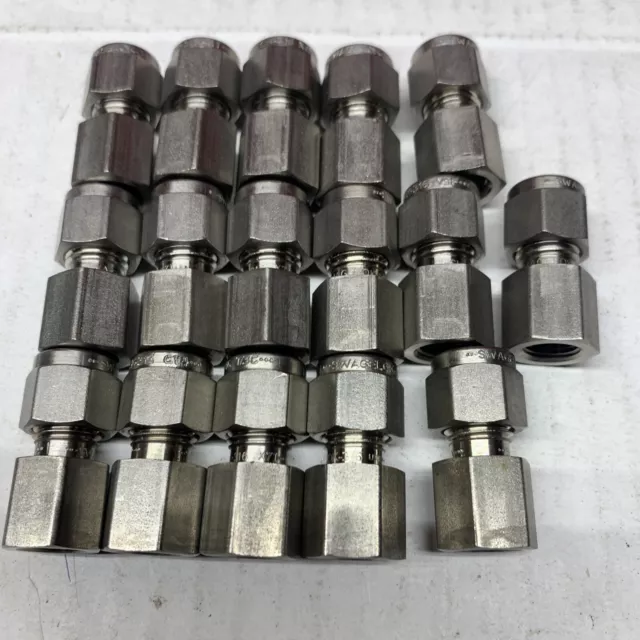 New Swagelok SS-400-7-2 ,,1/4 x 1/8 Female NPT