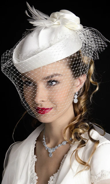 Chapeau De Cérémonie Femme CHERI BIBI Beige écru Avec Plume - Taille S/M