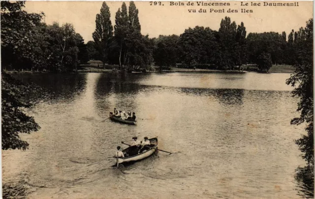 CPA PARIS 12e-Bois de Vincennes-Lac Daumesnil seen from the Pont des Iles (322767)
