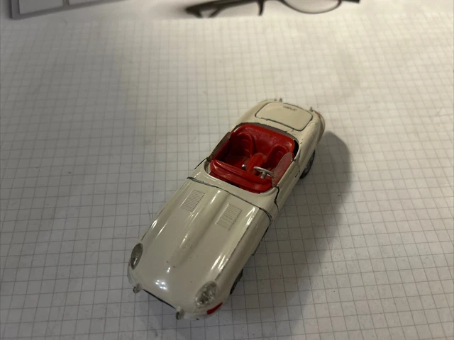 voiture miniature rare