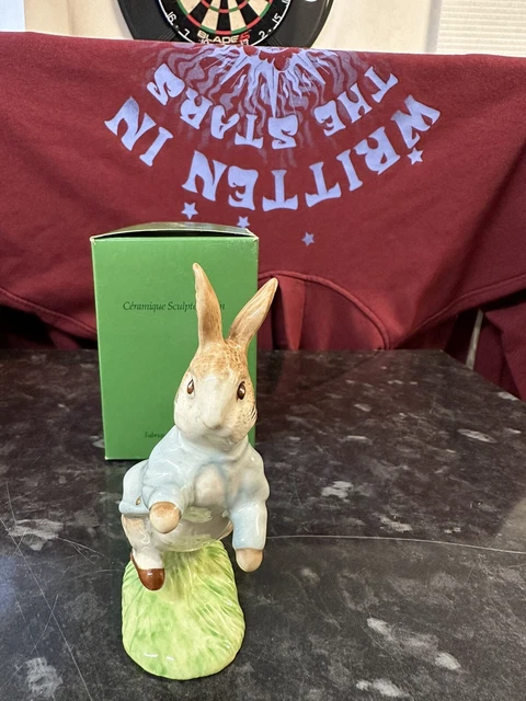 ROYAL DOULTON BEATRIX Potter Peter Rabbit Hopping On Grass John Beswick ...